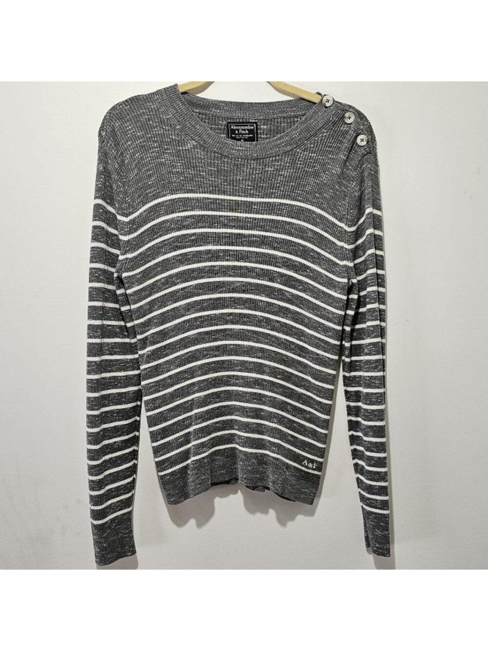 Abercrombie & Fitch Gray and White Striped W/Shoulder Button XL LNG Sleeve Shirt